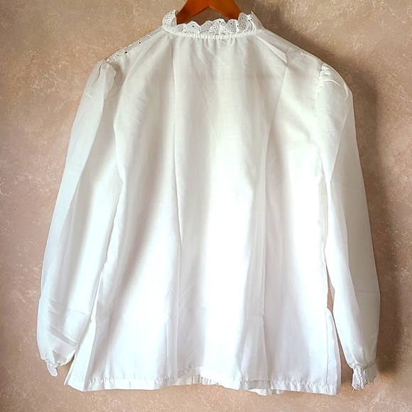 Vintage Button down lace blouse - Picture 9 of 13